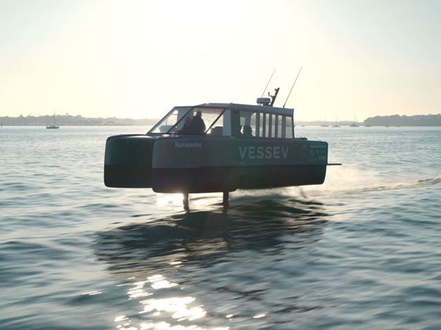 World s First Premium Tourism Electric Hydrofoil is Revealed by Vessev