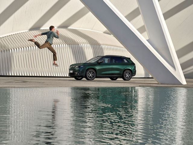 Stellantis JV Leapmotor International Launches in Europe With 2 EVs