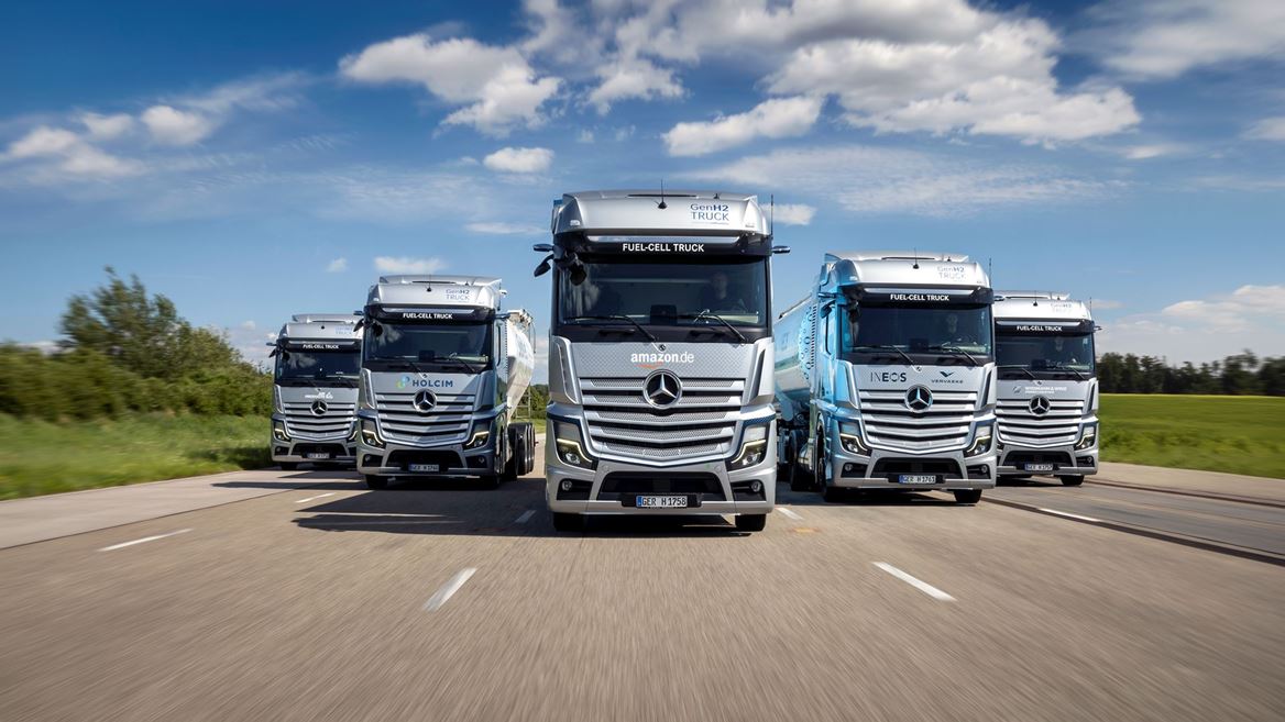 Daimler Truck Deploys Mercedes-Benz GenH2 Trucks in Customer Fleets for Real-World Testing