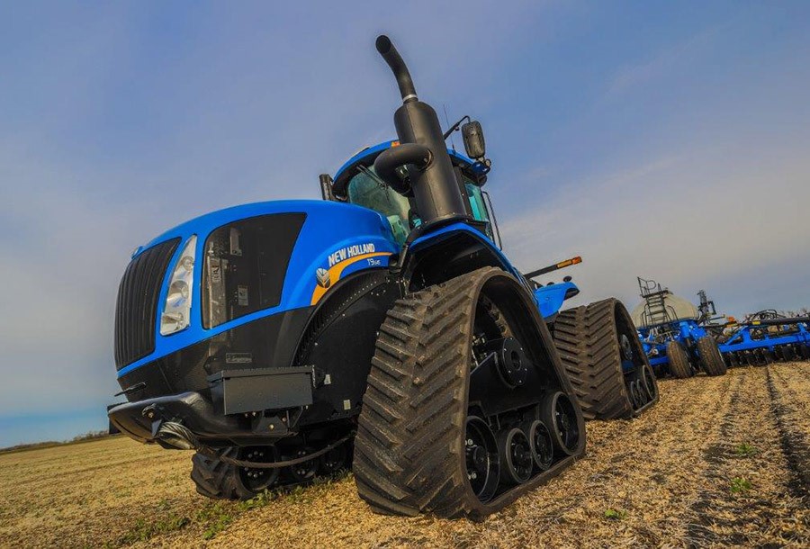 New Holland Introduces Smarttrax II Upgrades T9 Series Tractor Models