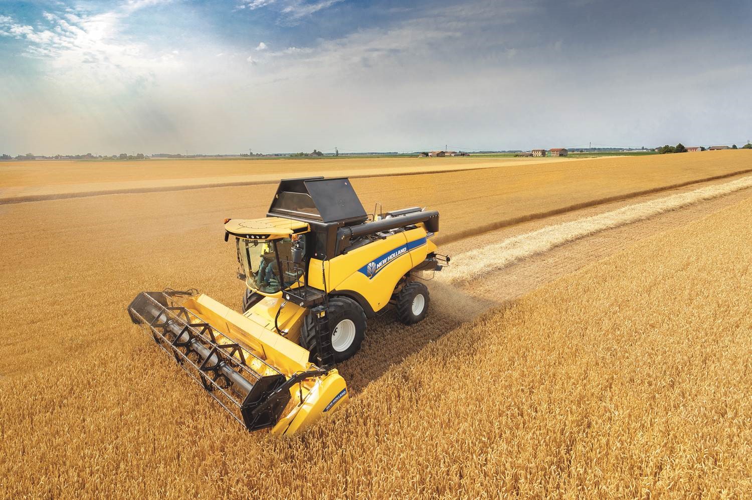 New Holland launches new CX6 Series combines