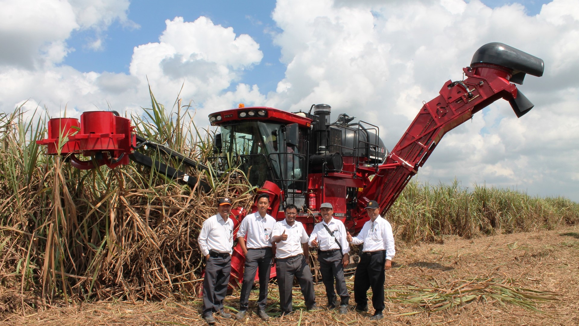 PT Gunung Madu Plantation (GMP) in Indonesia with a Case IH Austoft® 8800 Cane Harvester