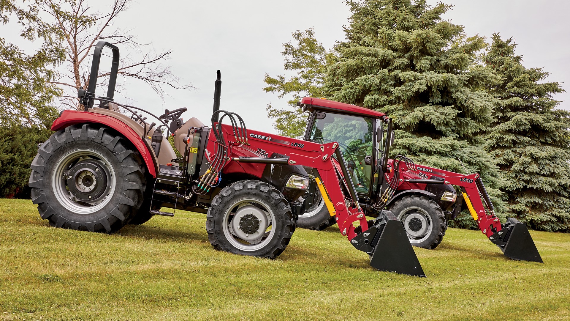 Producers can count on Farmall tractors for reliable, fuel-efficient horsepower and multitasking flexibility