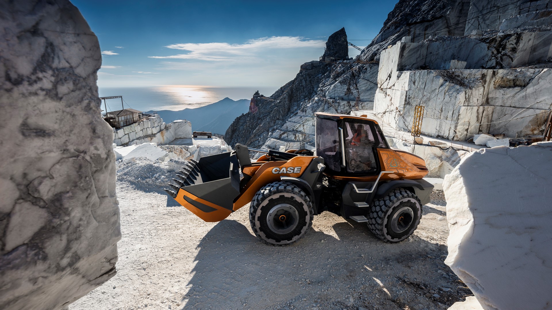 The CASE methane powered concept wheel loader delivers oustanding productivity in a sustainable package