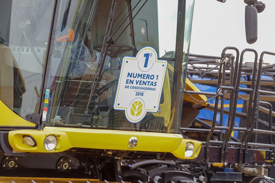 A cada 2,5 colheitadeiras no Paraguai, uma é da New Holland Agriculture.