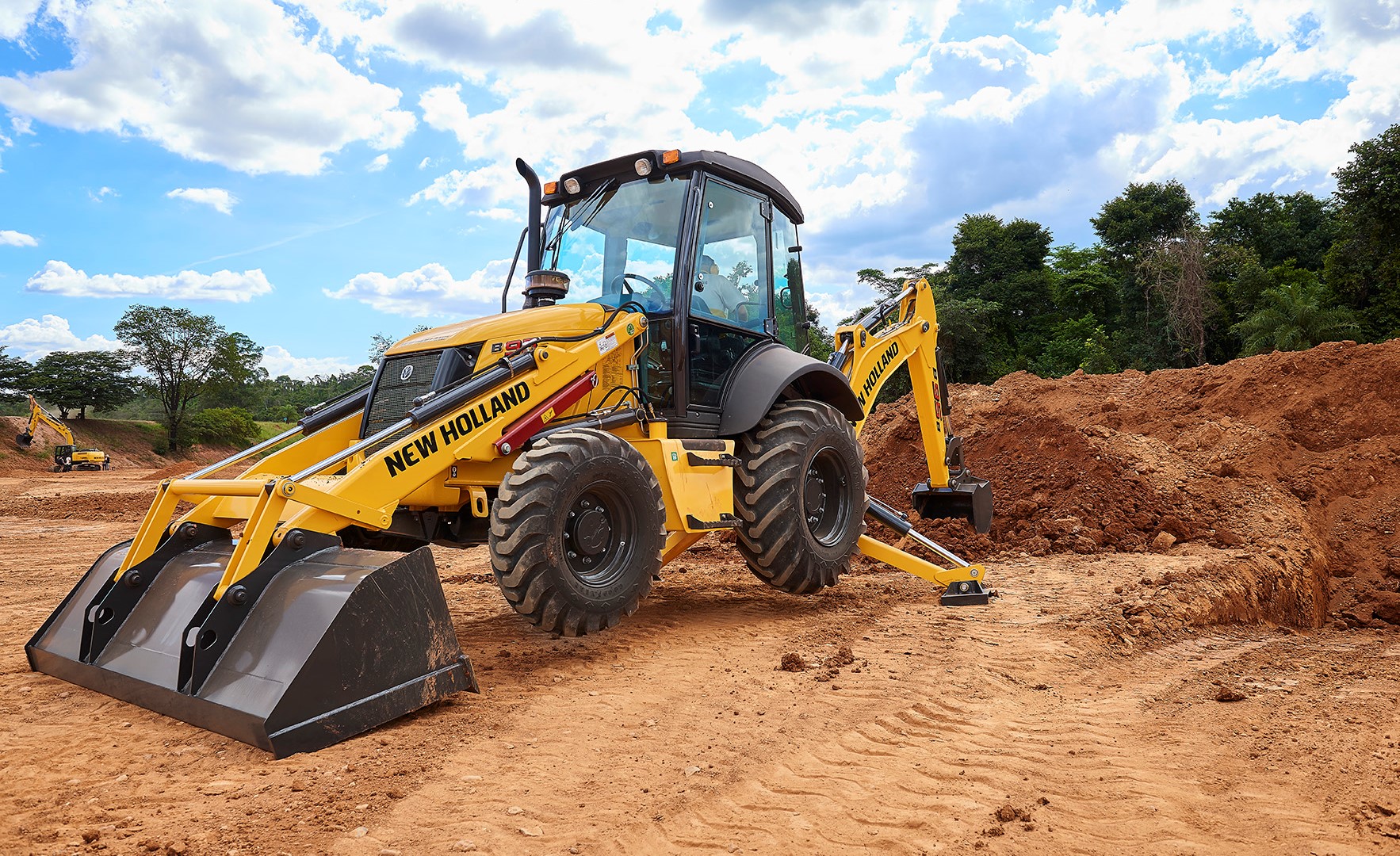 Retro B95B tem profundidade de escavação de até 5,6 m