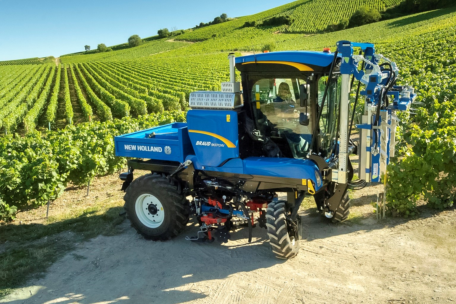 The New Holland Grape Harvester that triumphed at this year’s SITEVI Innovation Awards