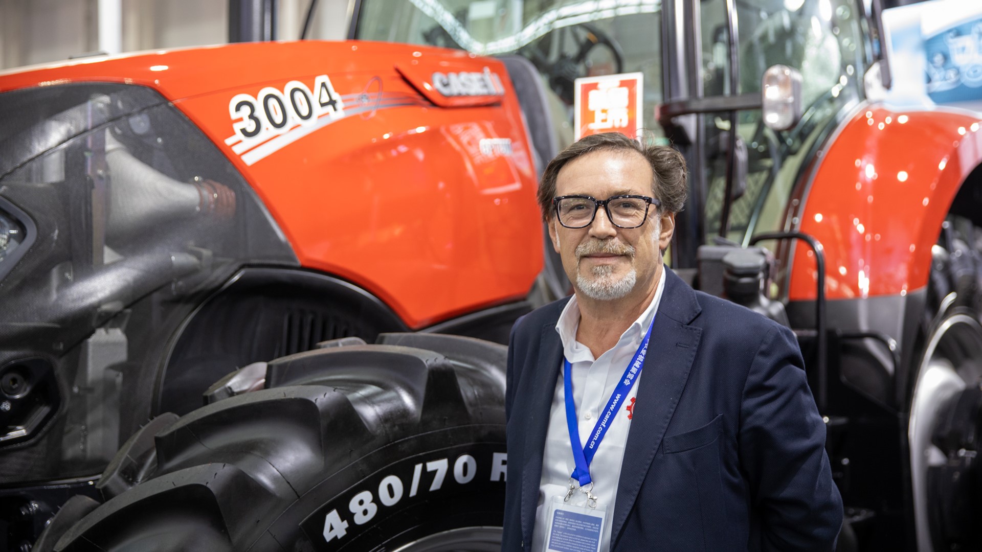 凯斯在2019中国国际农业机械展览会上展示了即将发售的全新拖拉机机型
