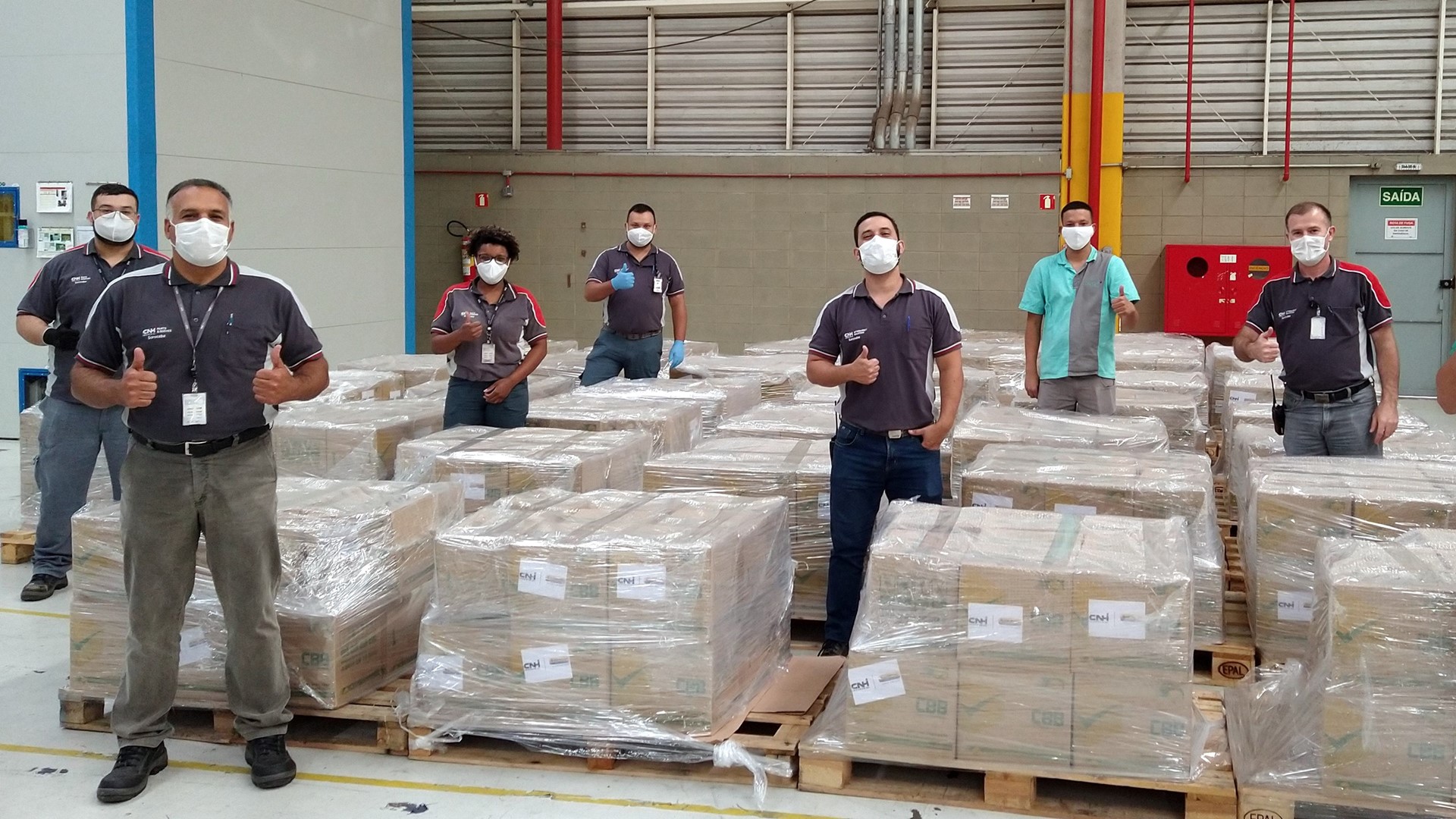 Cestas básicas no Centro de Distribuição da CNH Industrial em Sorocaba (SP)