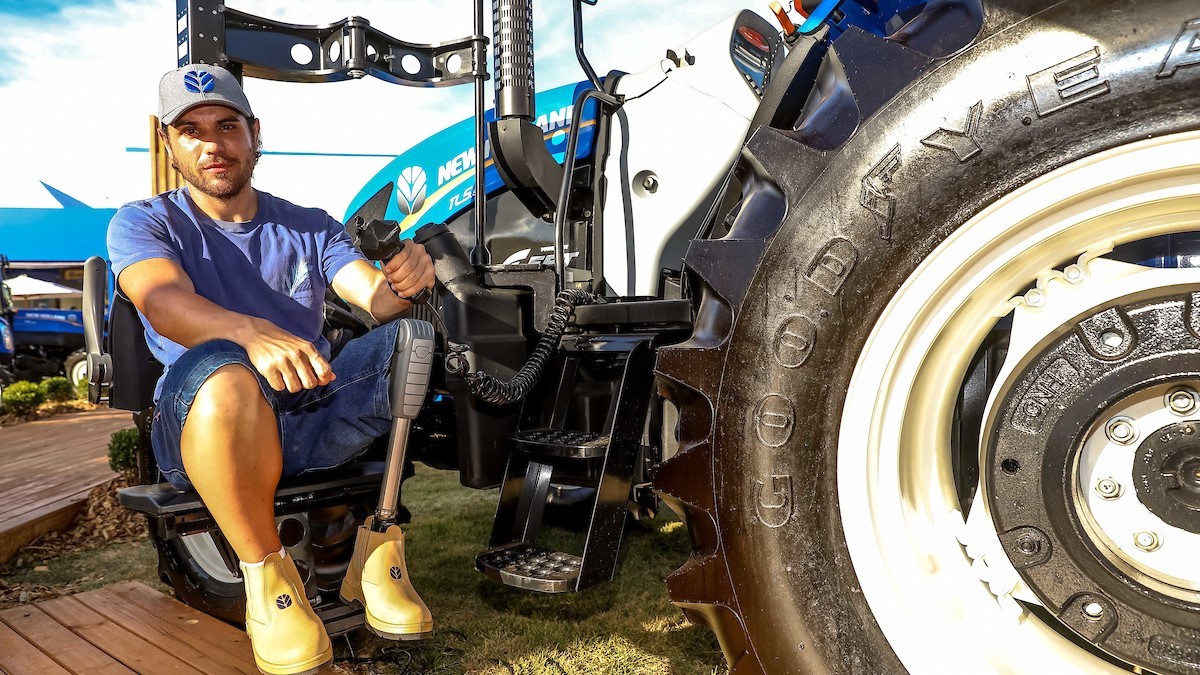 Trator acessível da New Holland conquista prêmio nacional