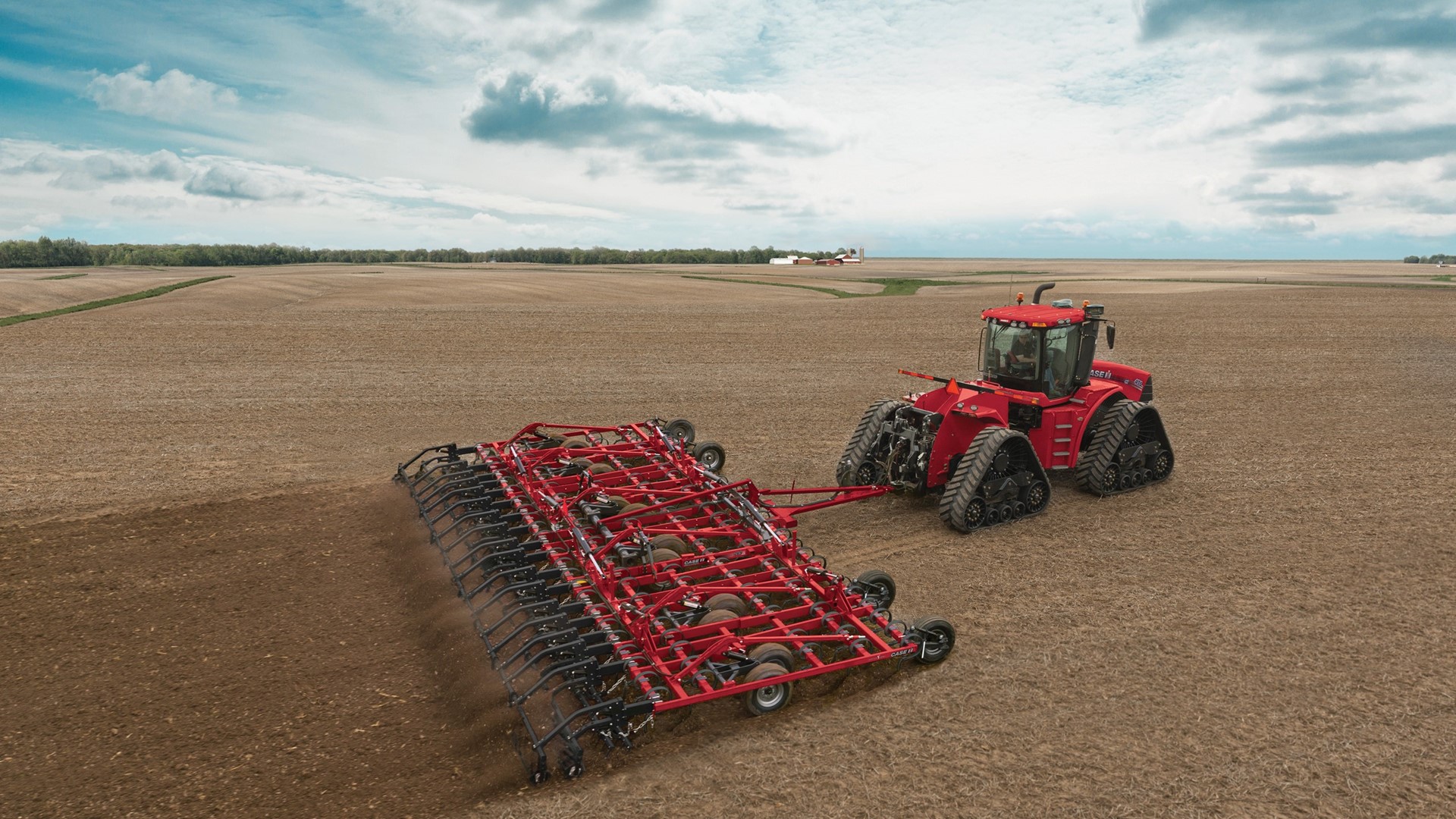 Designed to effectively work tough high-clay and timber soils, the Case IH Vibra-Tine™ 265 S-tine field cultivator