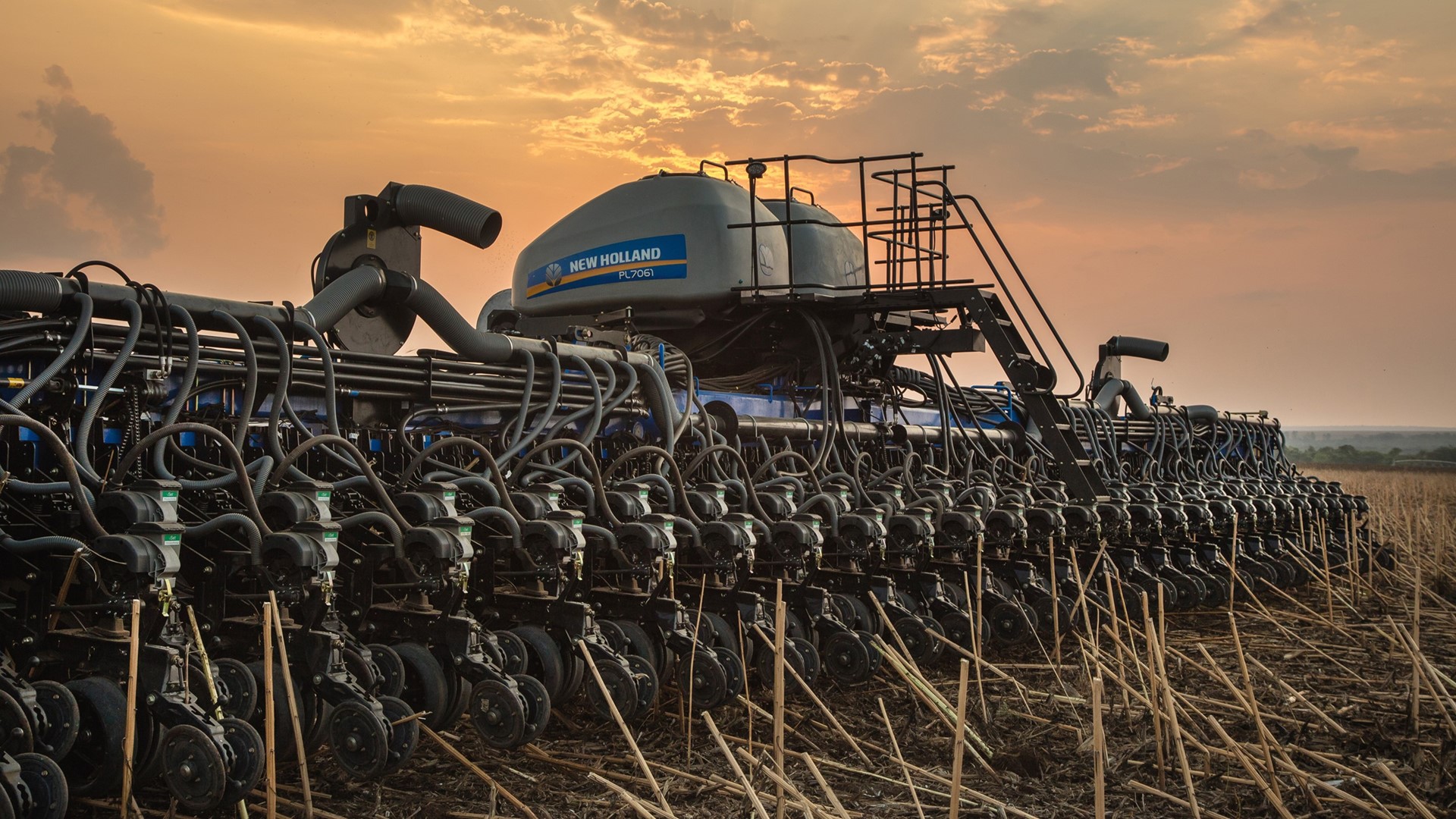 New Holland expõe novidades em máquinas e equipamentos na Agrishow Experience