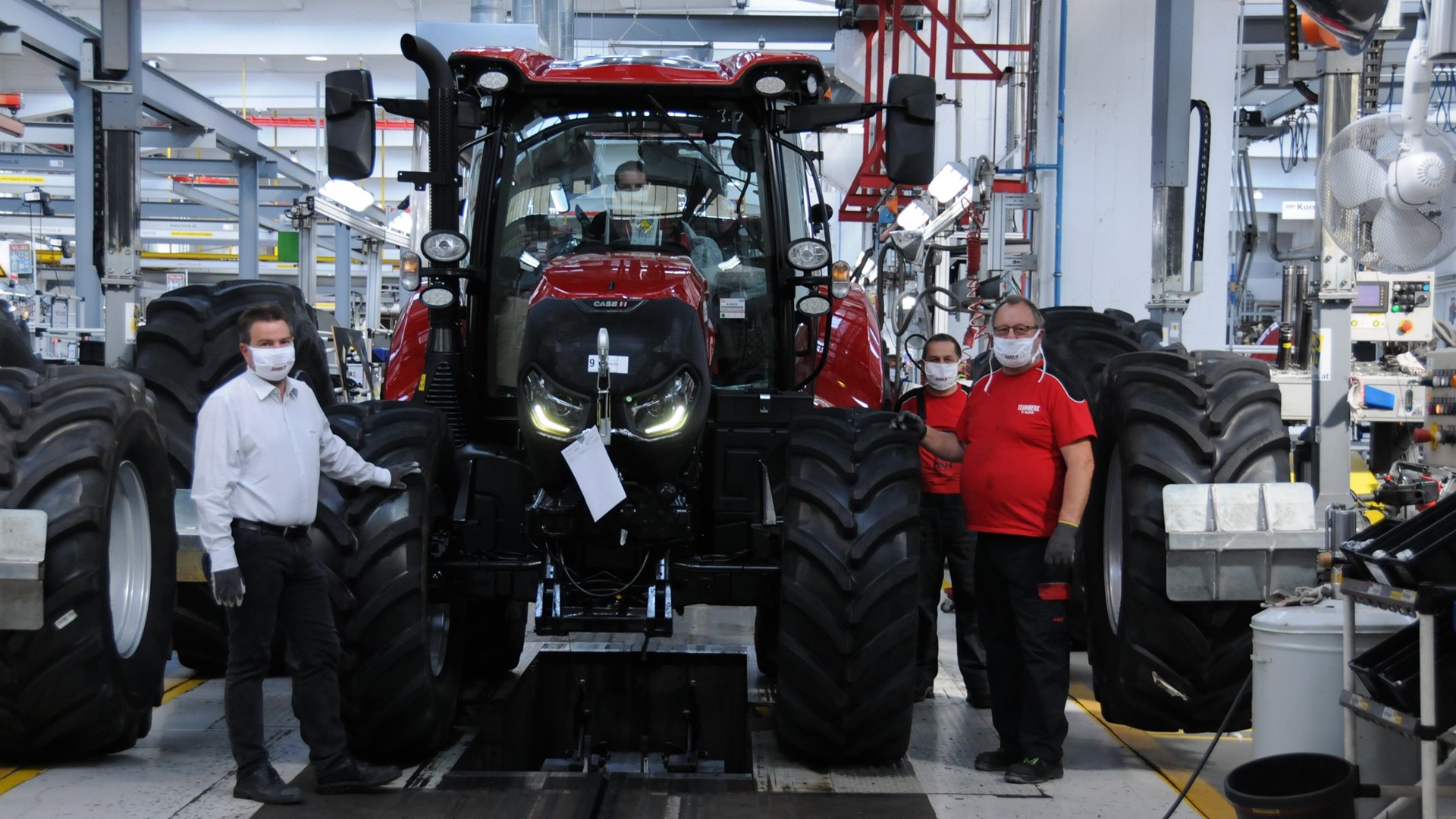 Employees on the Case IH Assembly Line in St. Valentin