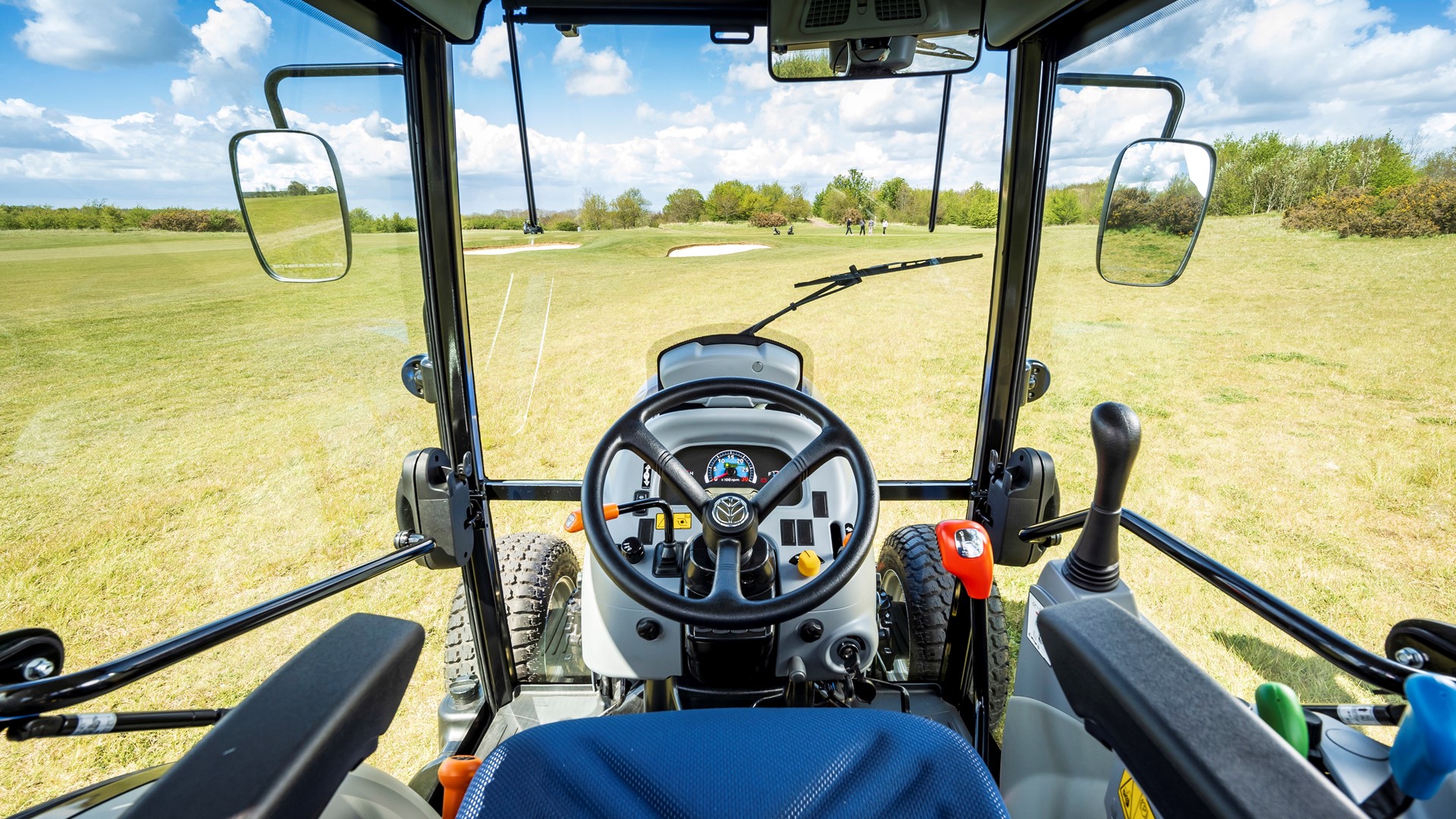 New Holland powers up its compact tractor offering with launch of Stage V Boomer range