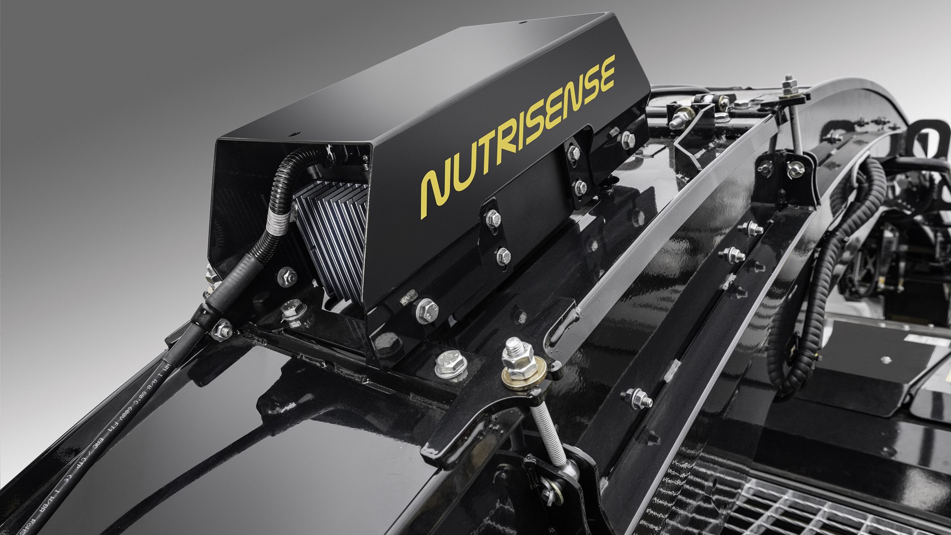 New Holland NutriSense nutrient analysis technology helps farmers make informed decisions to market
