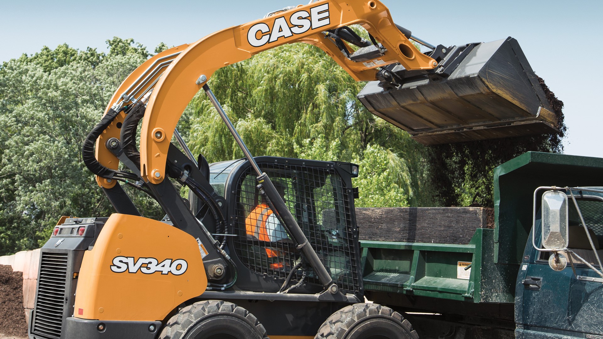 CASE SV340 skid steer