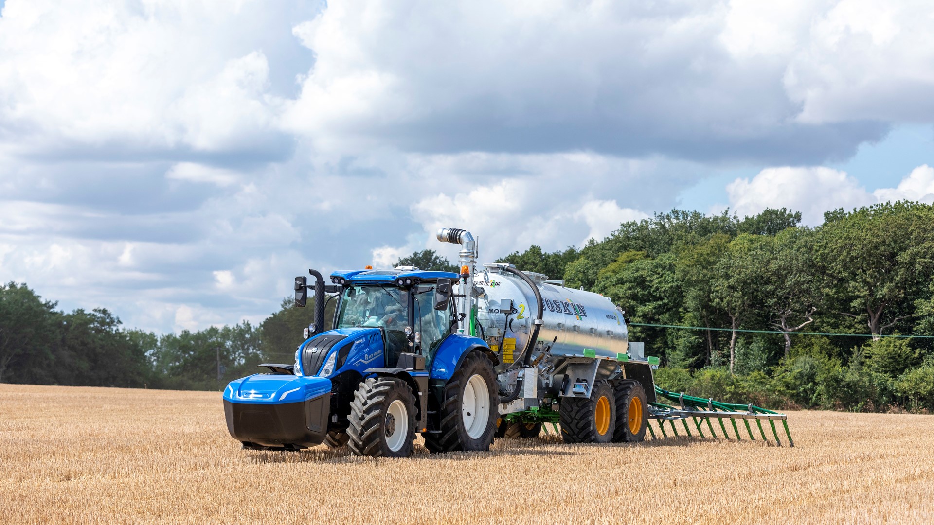 Trator biometano e espaço de agricultura digital são destaques da New Holland no Show Rural Coopavel