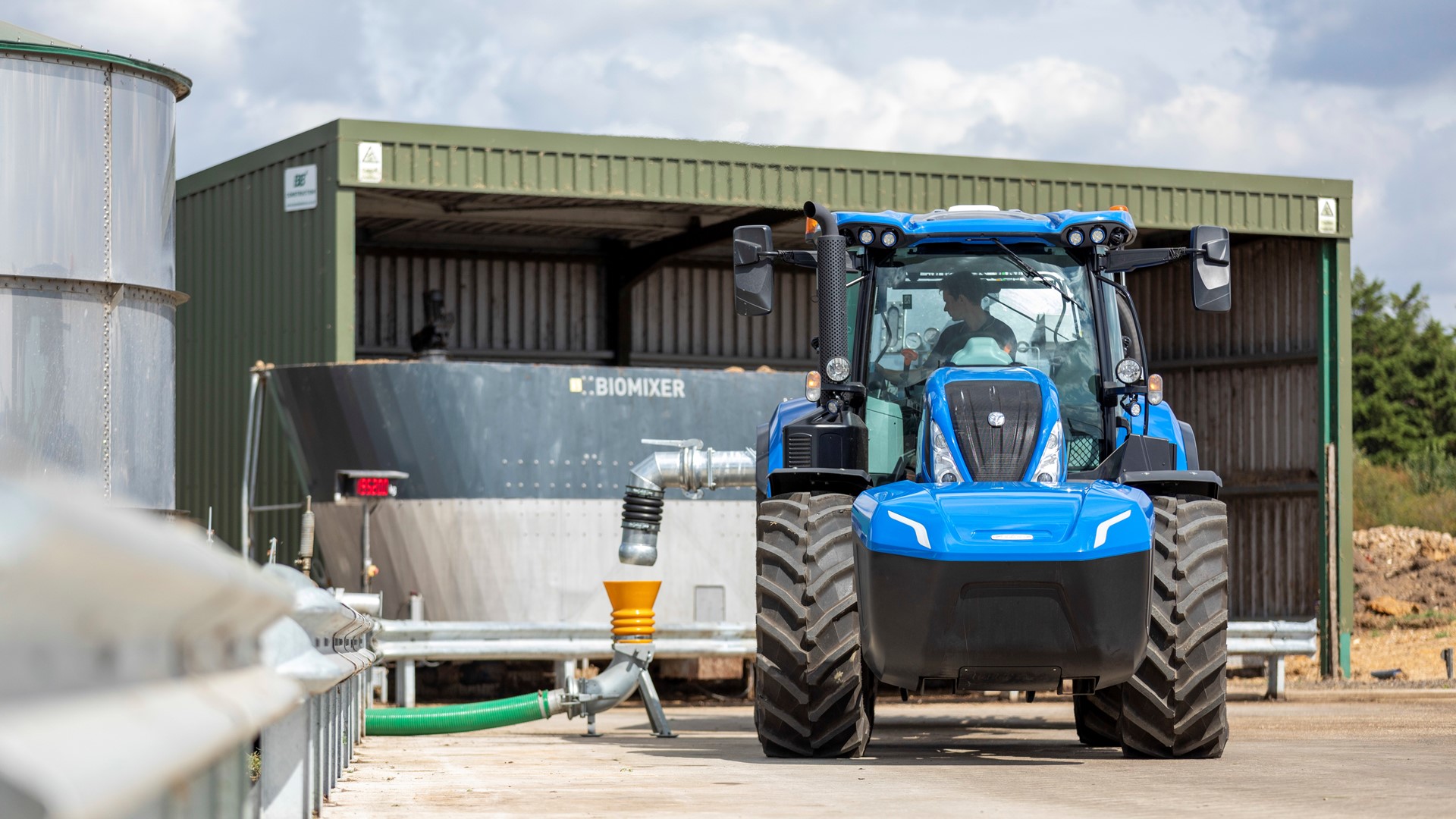 New Holland leva à Expodireto Cotrijal o primeiro trator movido a biometano do mundo