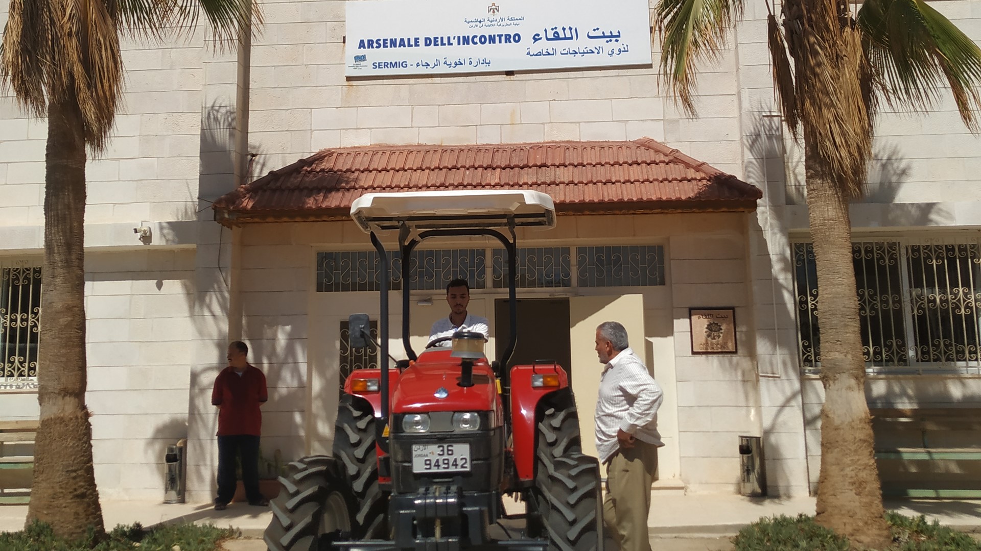 CASE IH_Donation of Case IH JXT 45 4WD tractor for Arsenale dell’Incontro