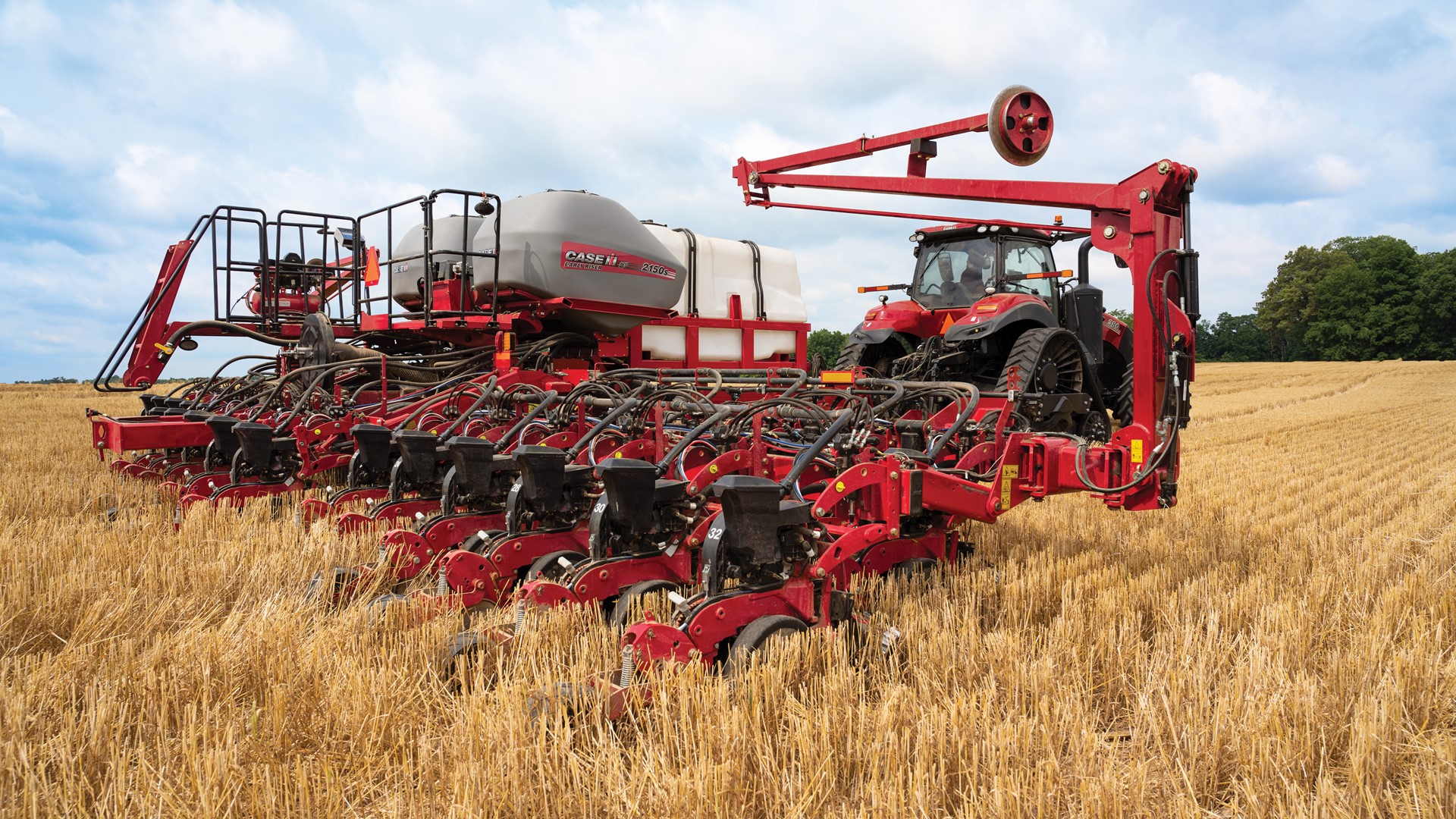 The award-winning Early Riser 2150S front-fold split-row planter delivers superior agronomic performance