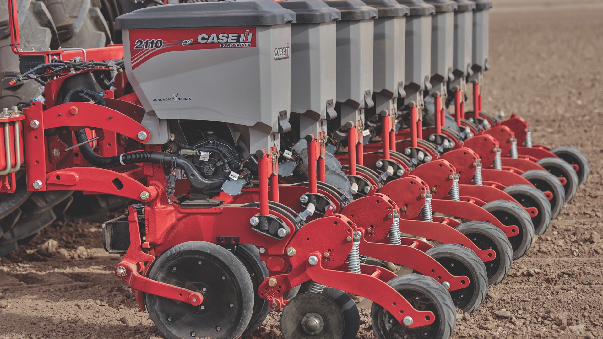 The 2110 Early Riser Planter has a high-spec design for bedded crops, flood irrigation and more.