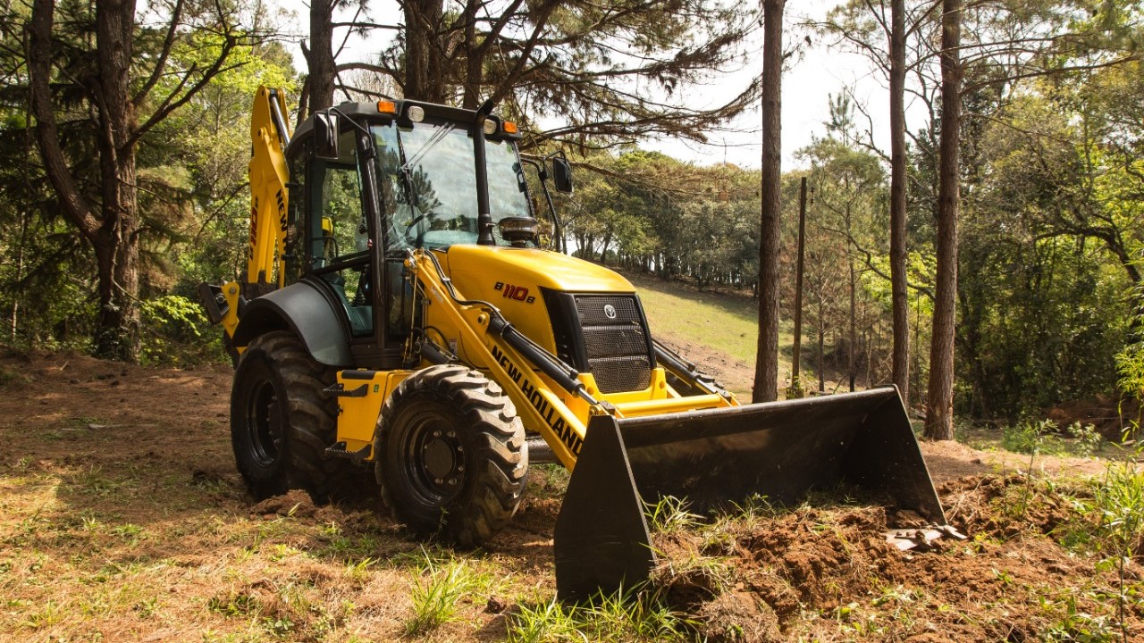 Expodireto 2023: New Holland Construction reforça aplicações das máquinas da linha amarela ao agronegócio