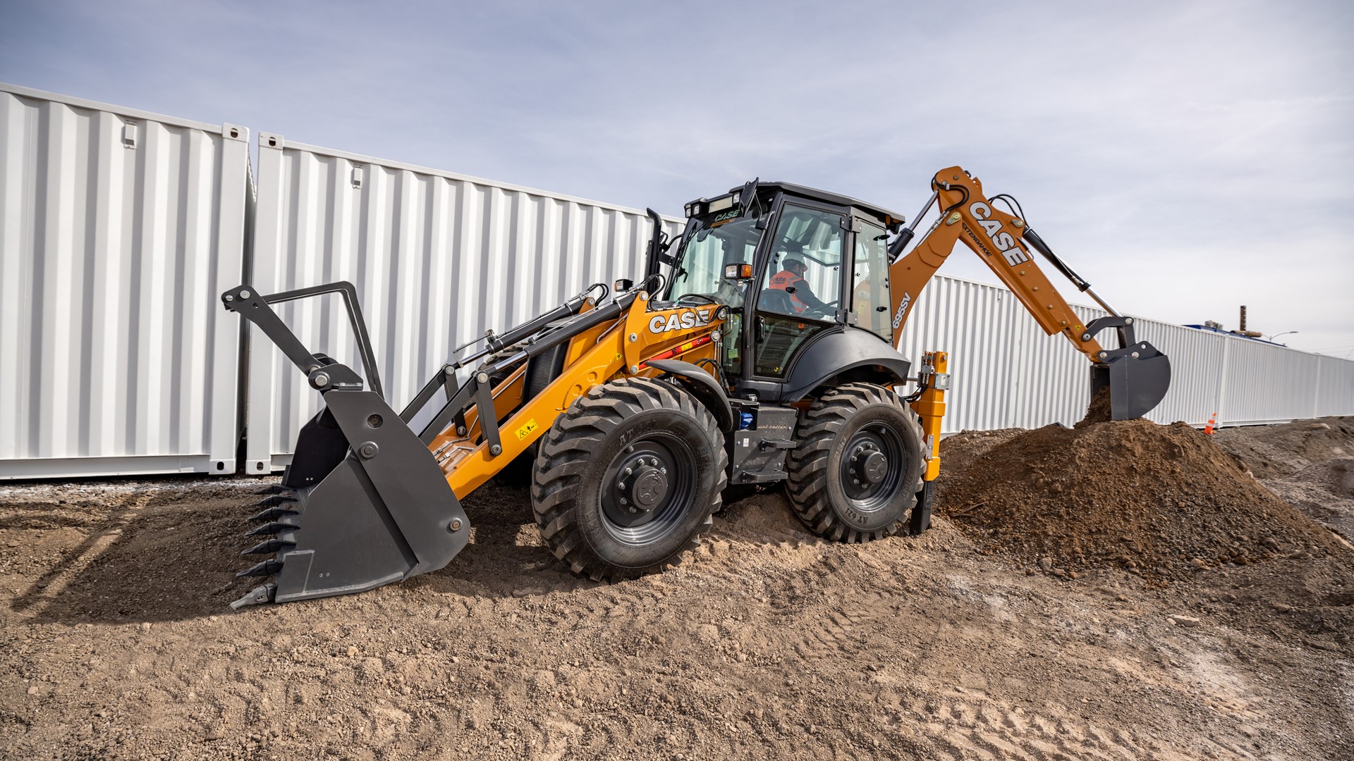 CASE_695SV_Construction_King_Side_Shift