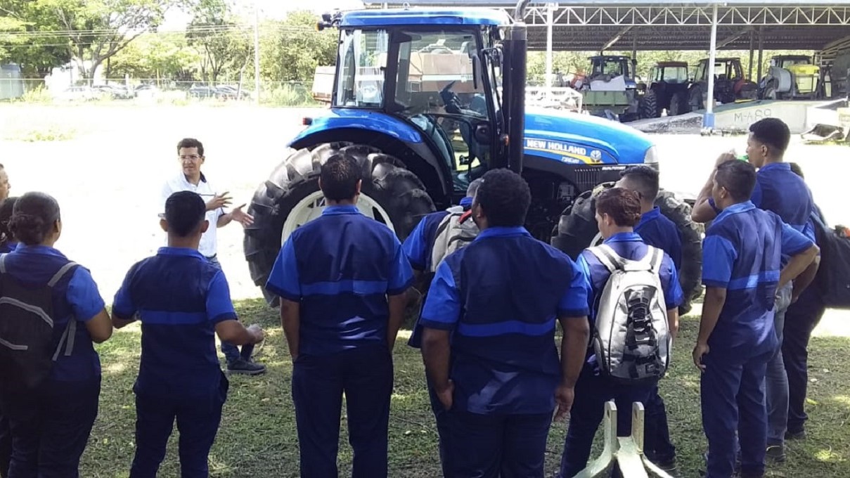 New Holland se une a Agromec en una experiencia a todo terreno