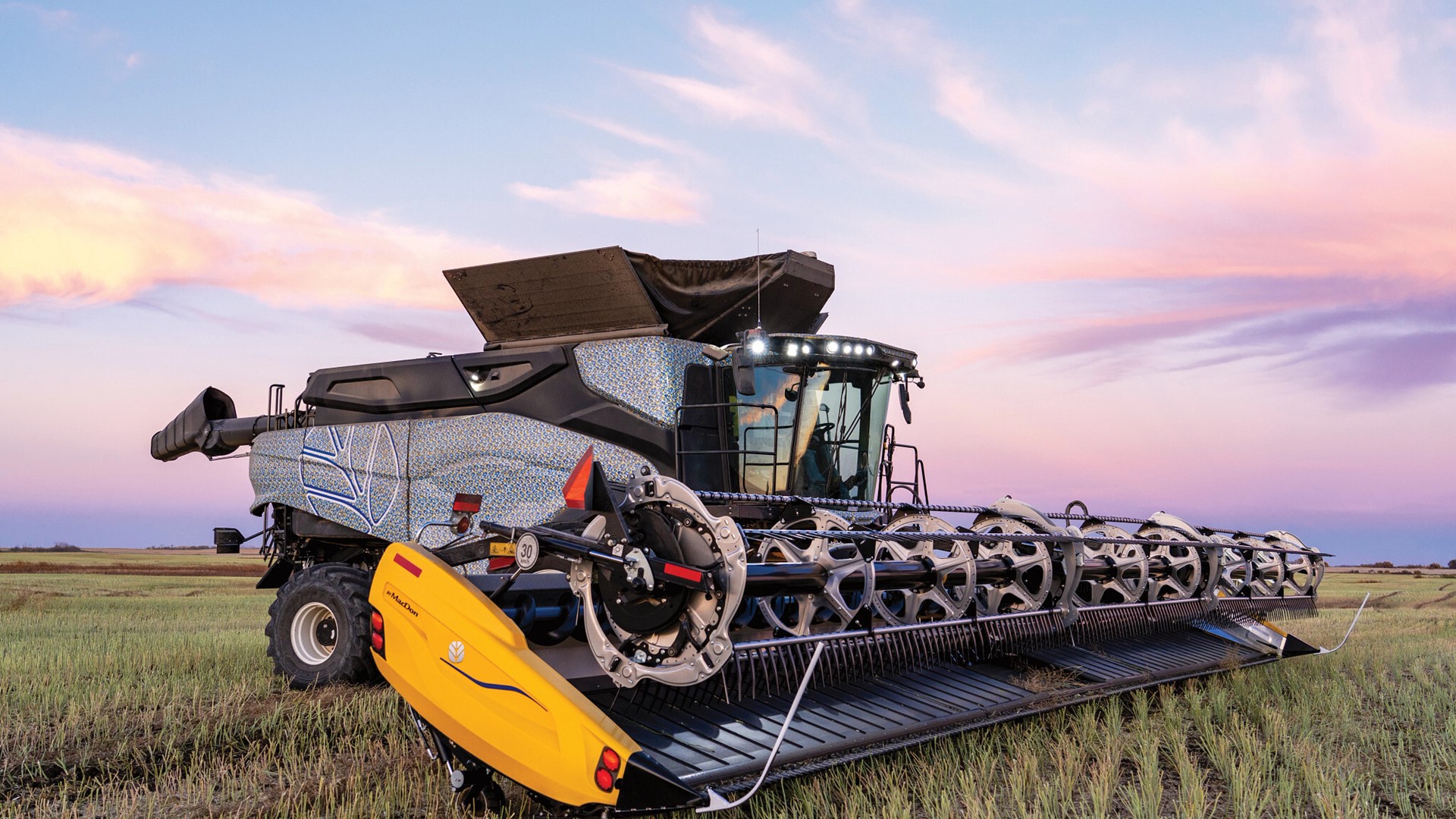 New Holland reveals the new CR11, the next-generation flagship combine