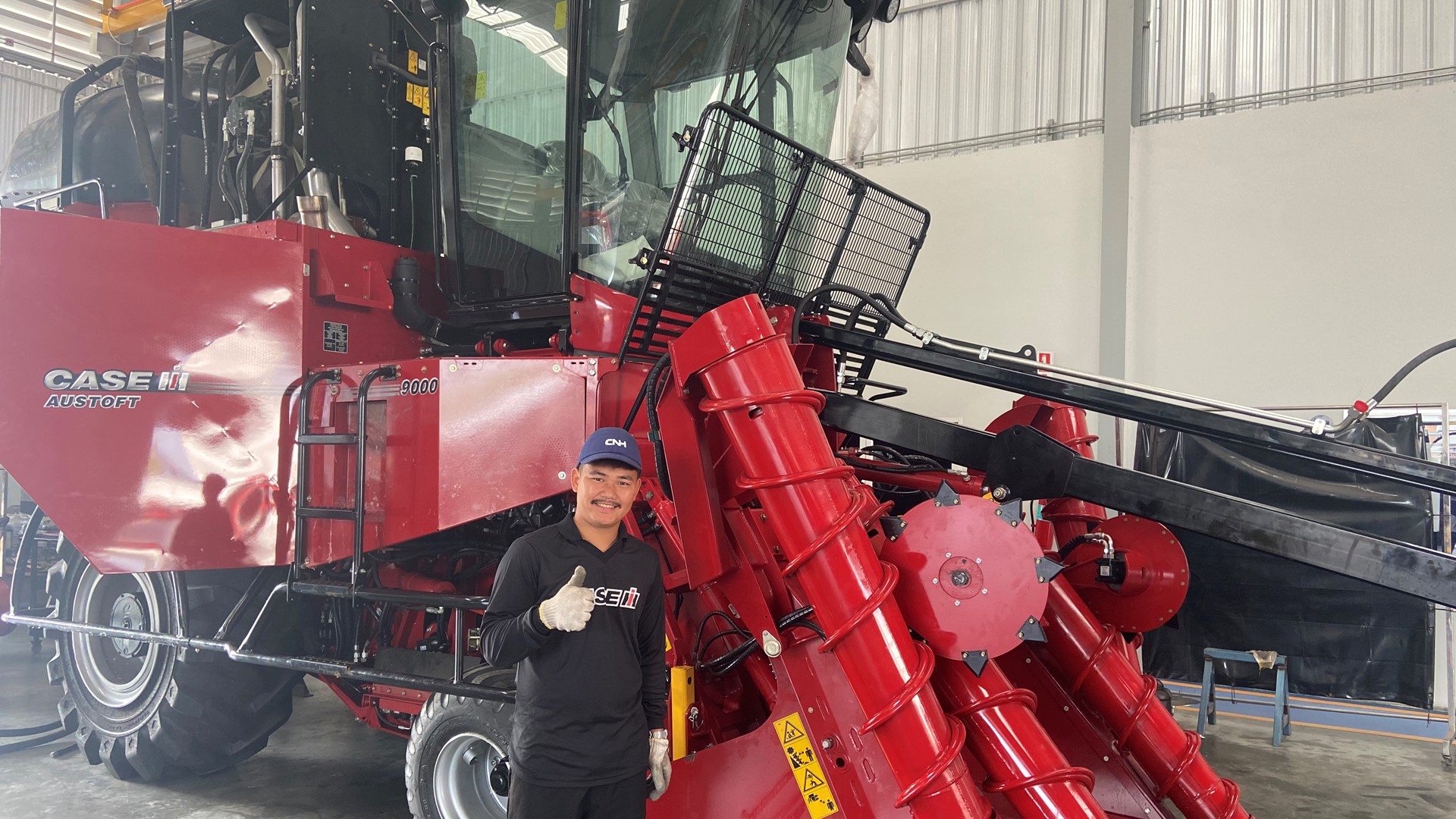 pakdee-college-and-case-ih-pioneer-a-dual-programme-for-harvester-machinery-training-in-thailand