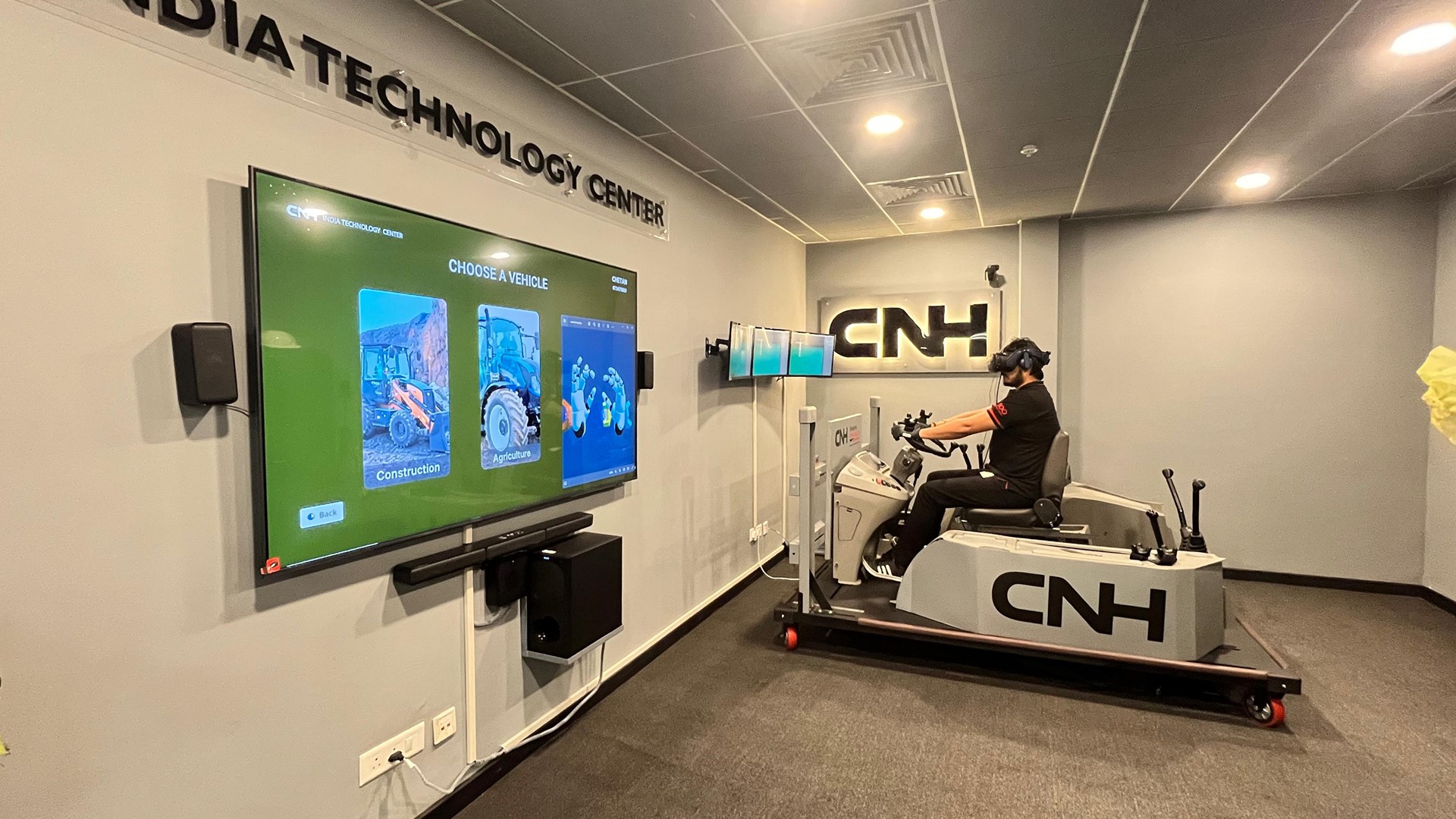 cnh-expands-its-india-technology-center-and-inaugurates-pioneering-multi-vehicle-simulator