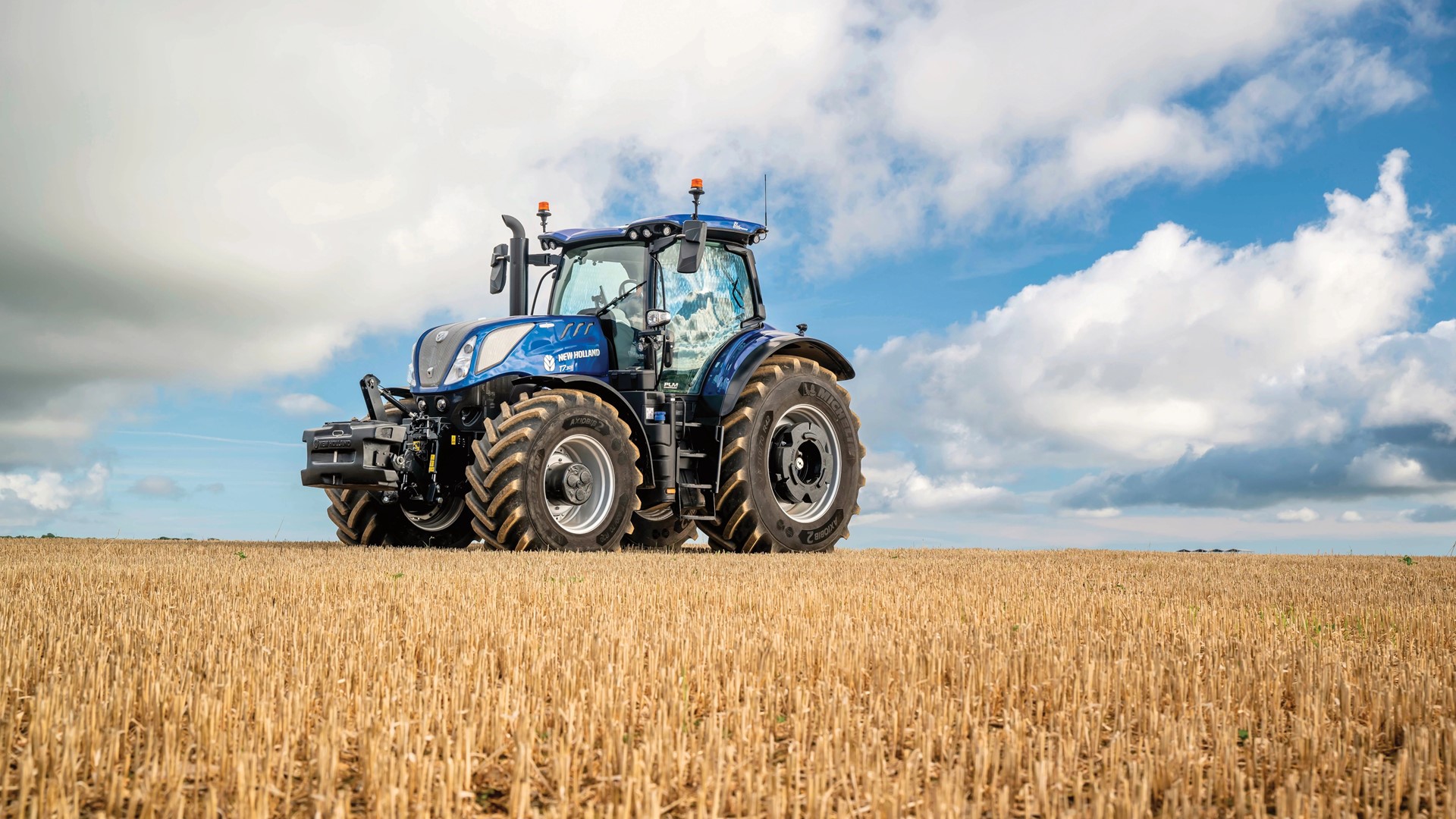 New Holland extends Power Command transmission to the T7 270 Long Wheelbase tractor for North America