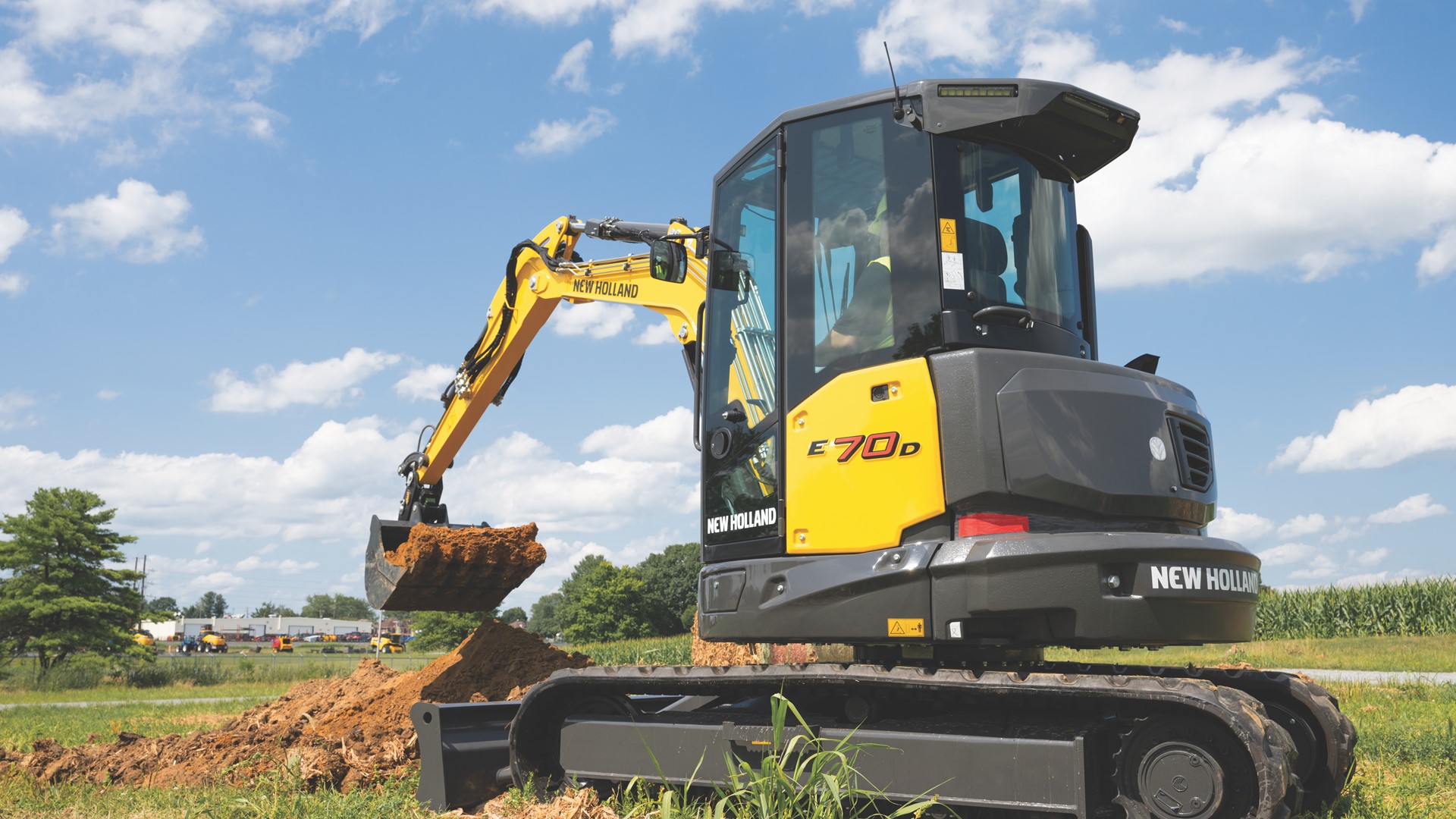 New Holland Construction Enters New Equipment Category With the Launch of the E70D Midi Excavator