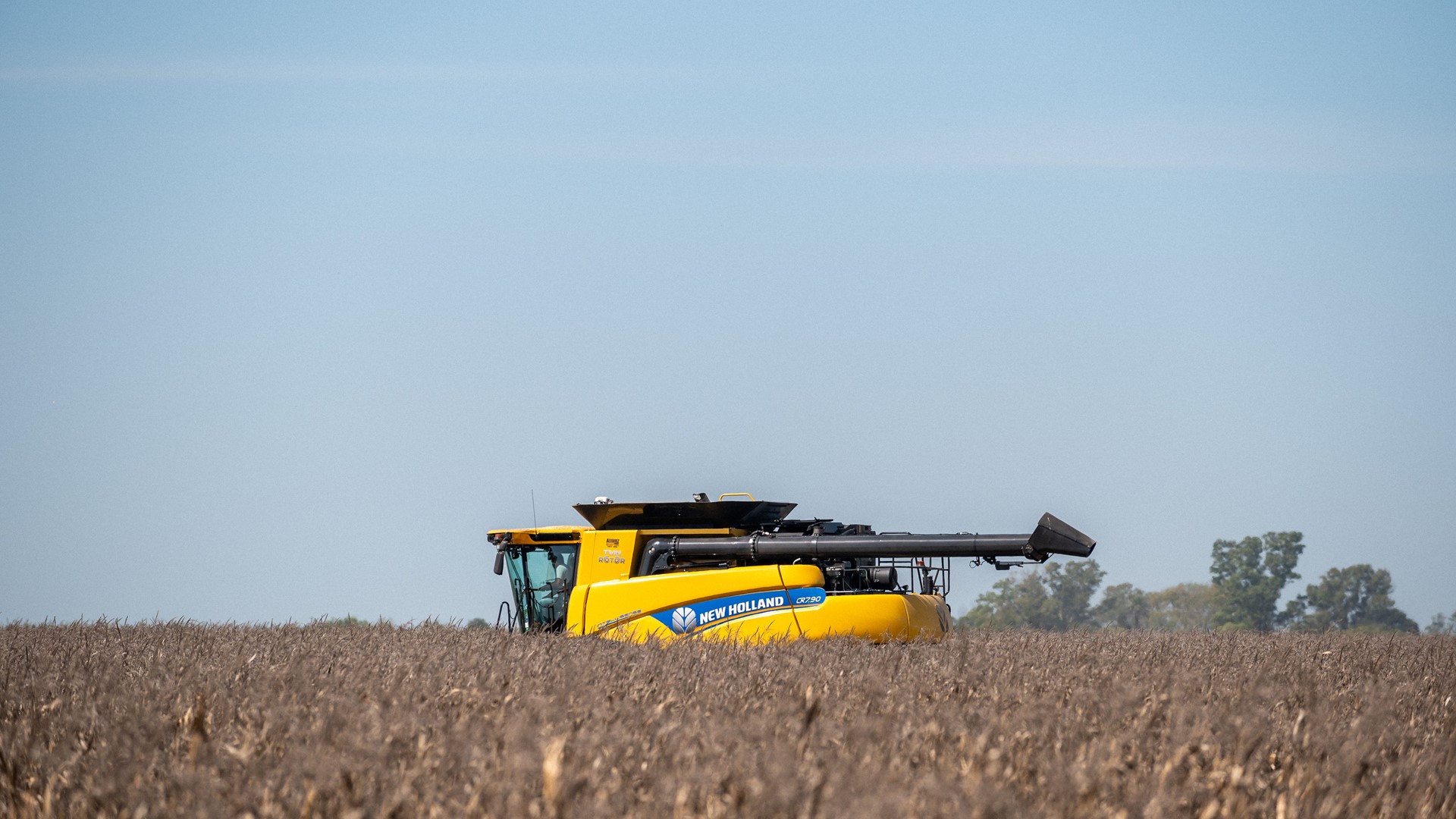 new-holland-y-leo-ponzio--un-equipo-ganador-en-el-campo-argentino