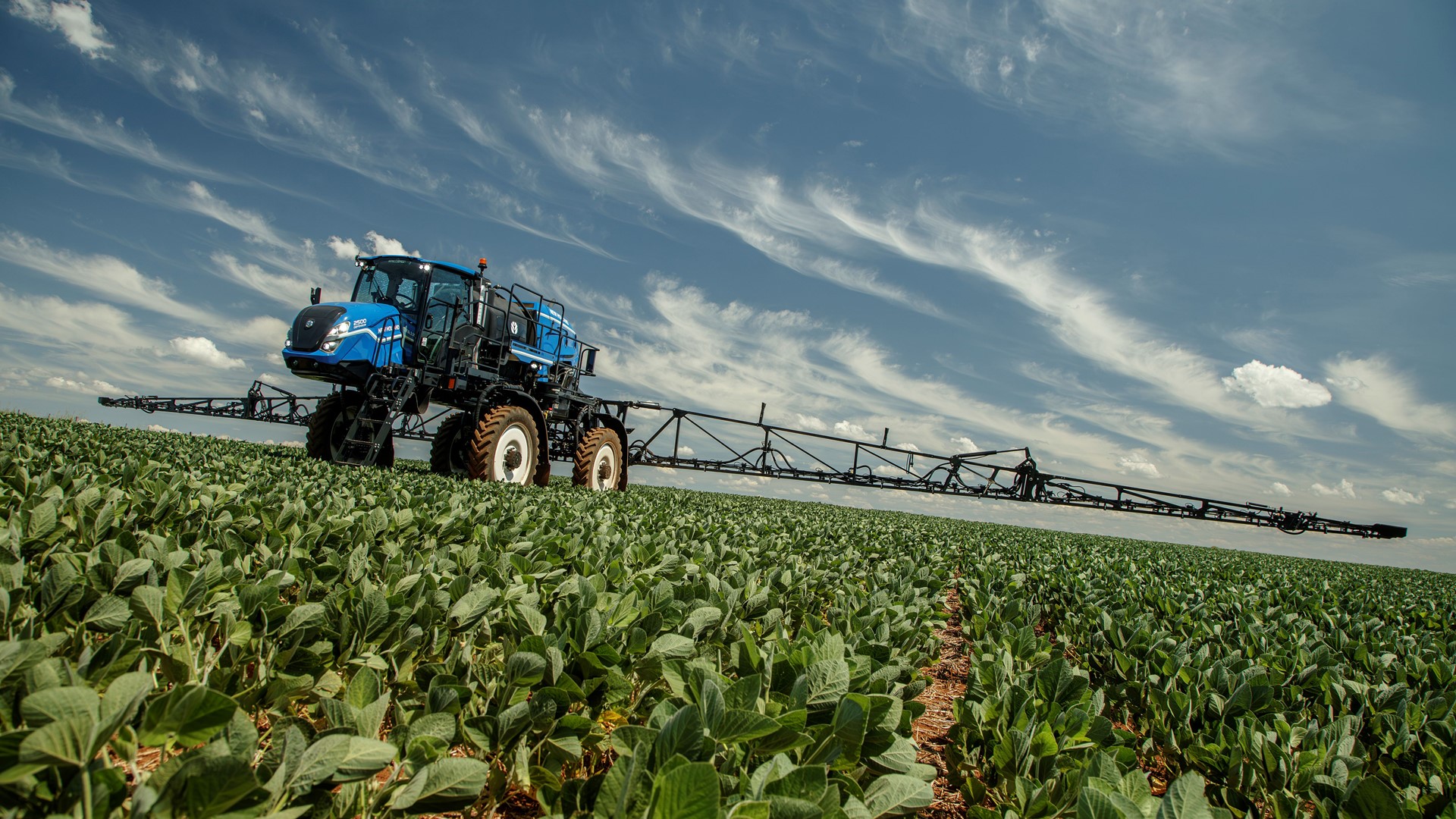 Pulverizador Defensor 2500 da New Holland