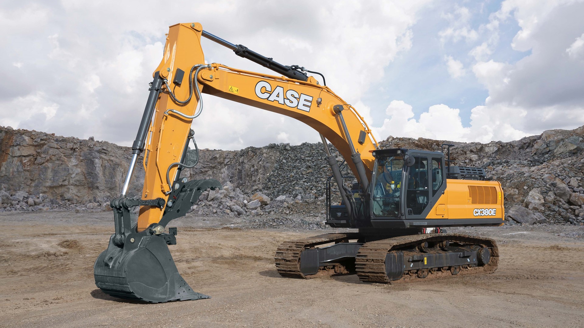 case-beefs-up-large-excavator-lineup-with-new-cx380e-crawler-unit