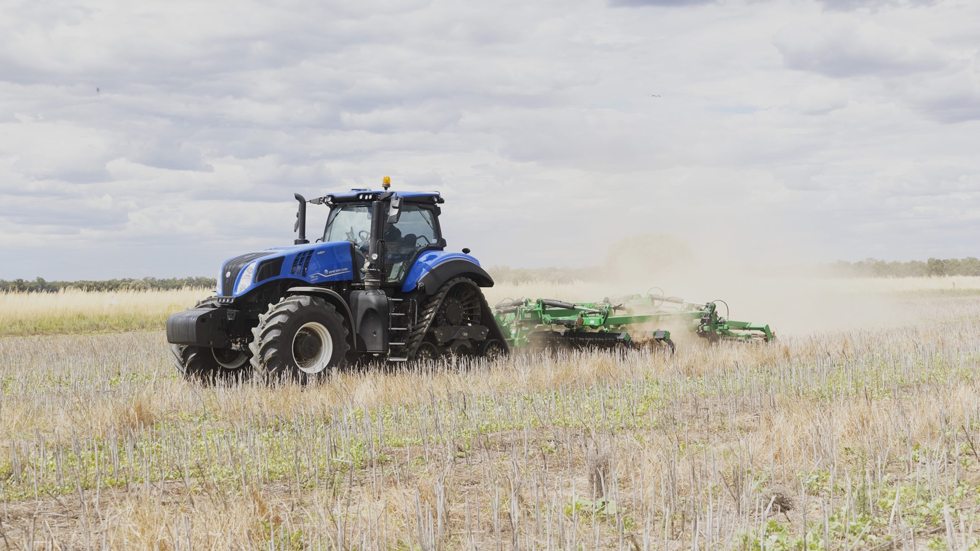 New Holland T8 tractors impress with enhanced performance and new technology