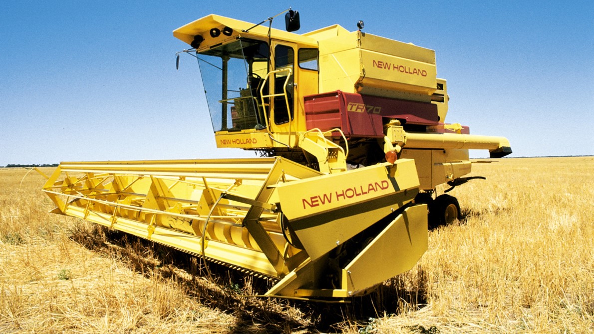 New Holland celebrates a half century of Twin Rotor combines