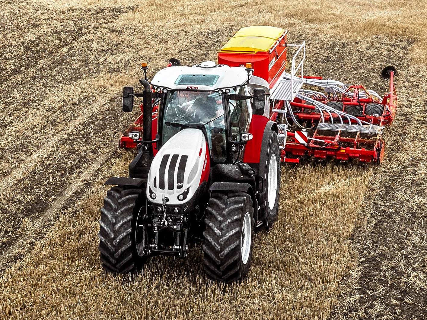 steyr 6340 terrus cvt on the field 2
