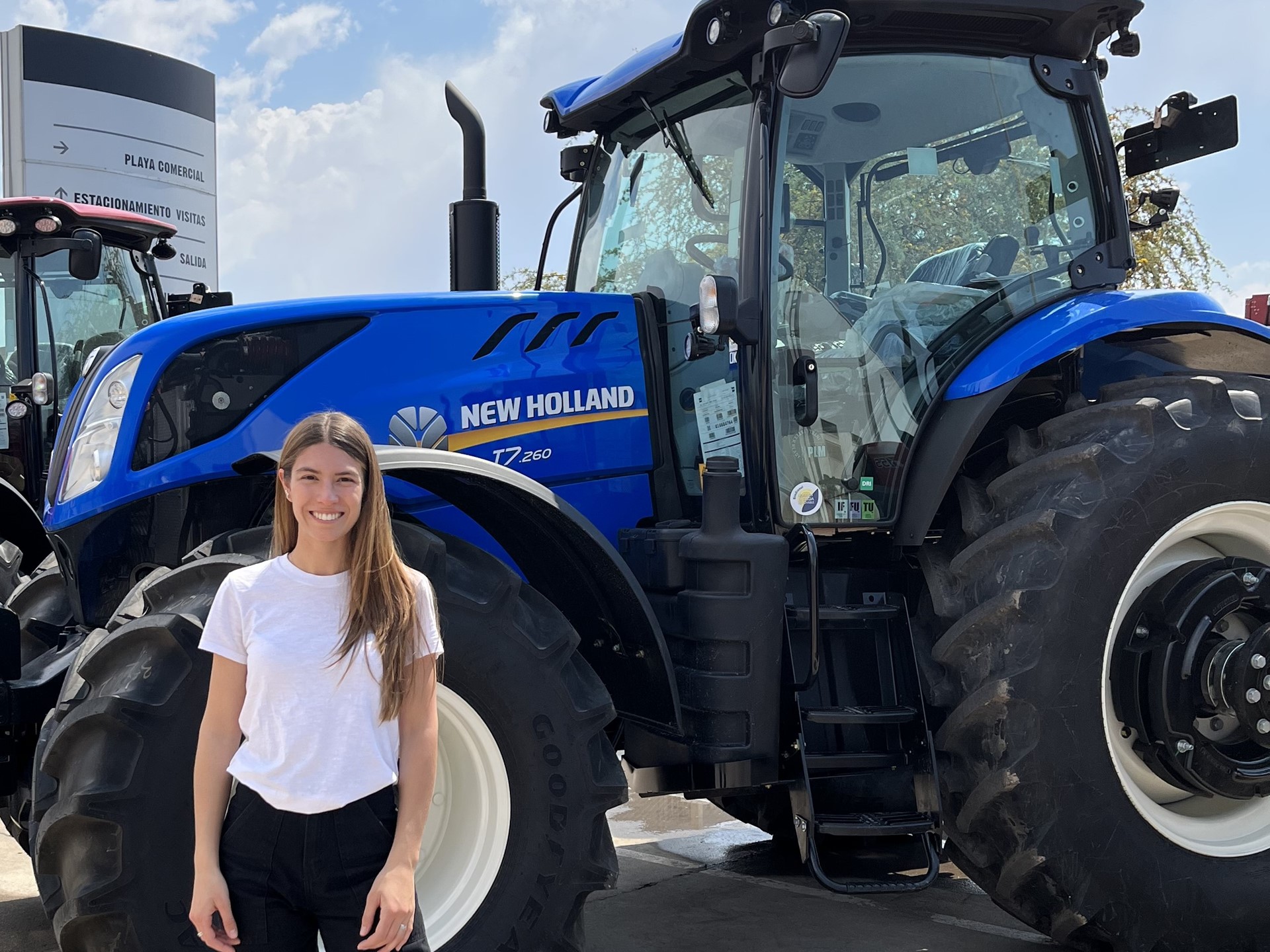Unidas por la misma pasi n cuatro mujeres que redefinen la historia junto a New Holland