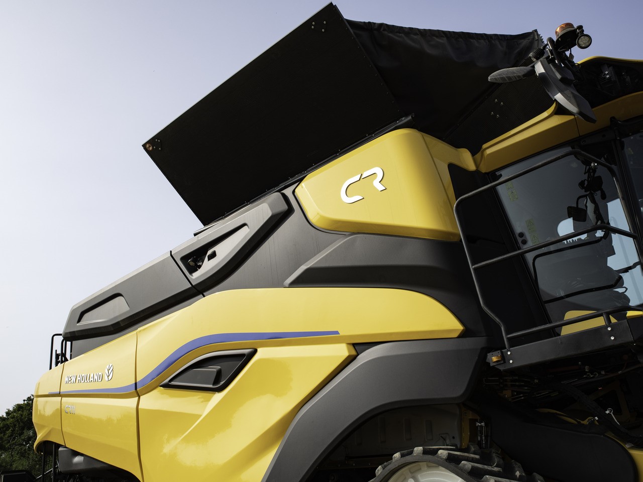 New Holland CR11