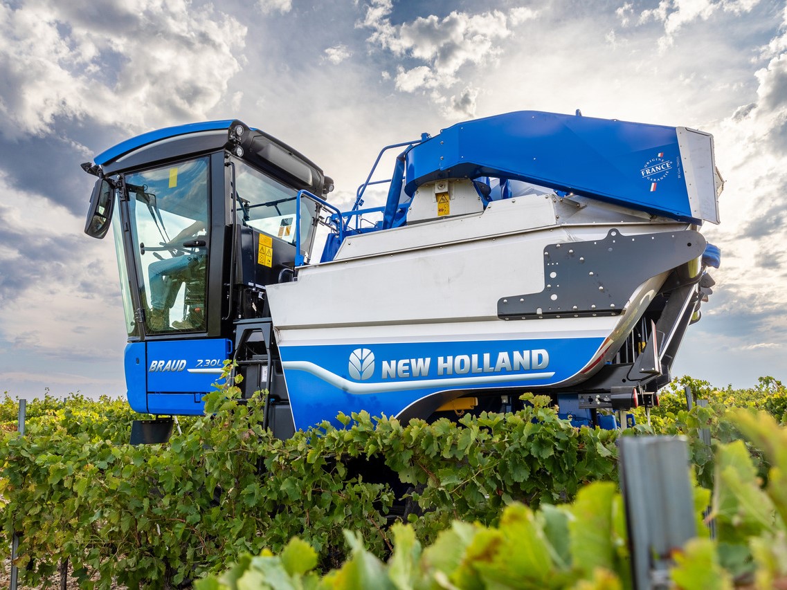New Holland Braud compact grape harvesters