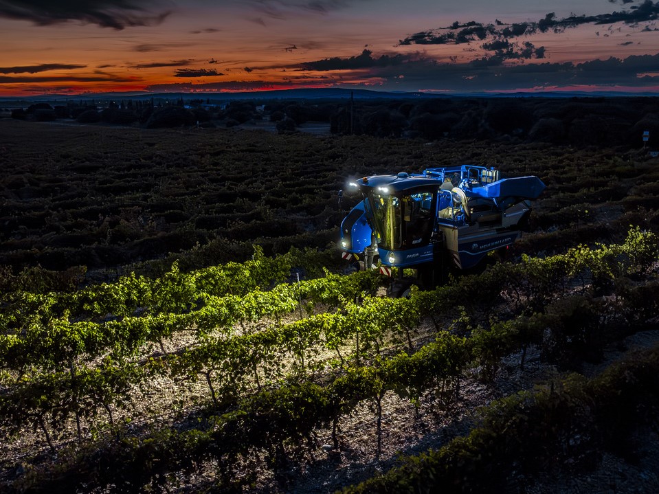 New Holland Braud compact grape harvesters