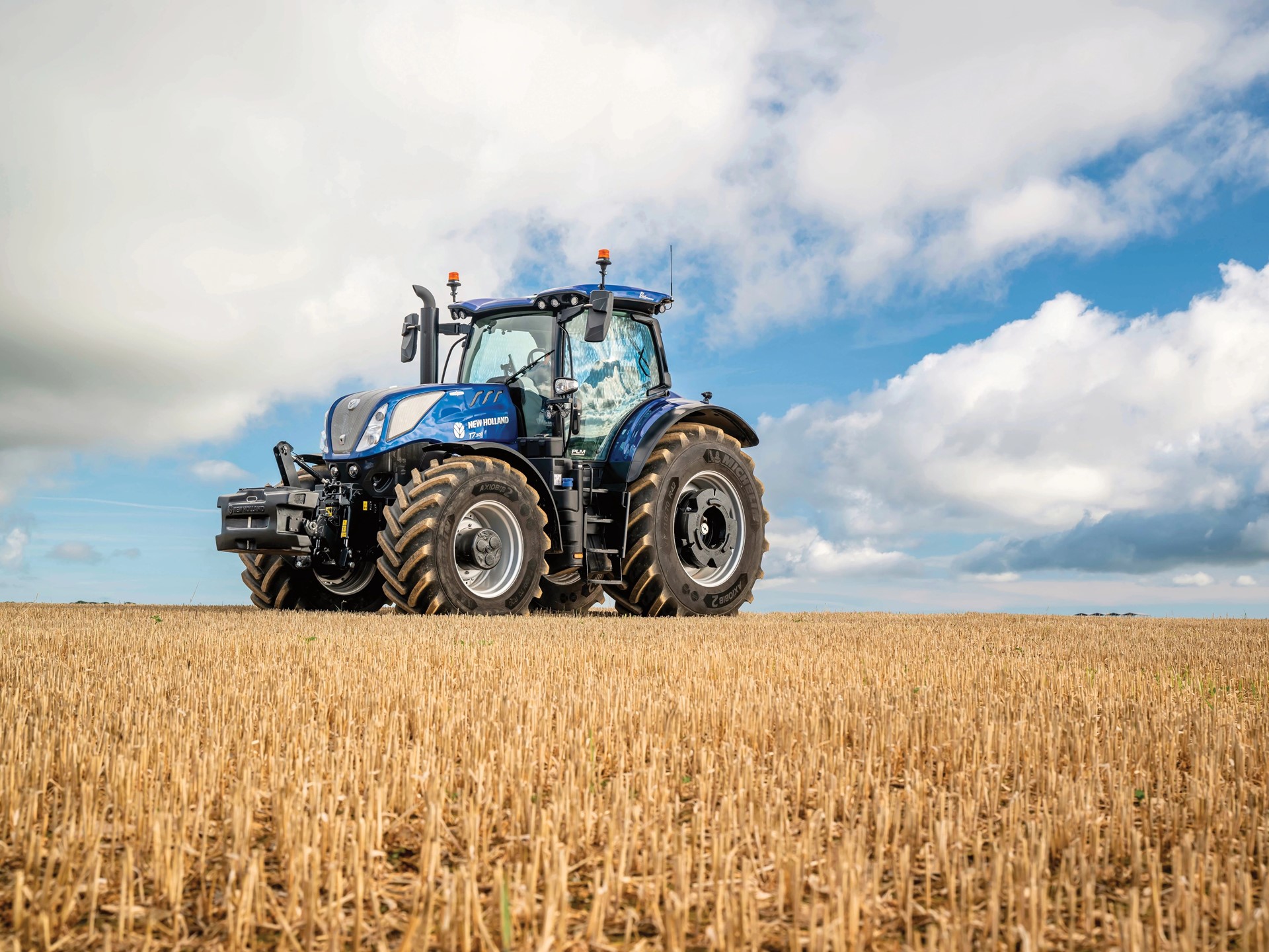 New Holland extends Power Command transmission to the T7 270 Long Wheelbase tractor for North America