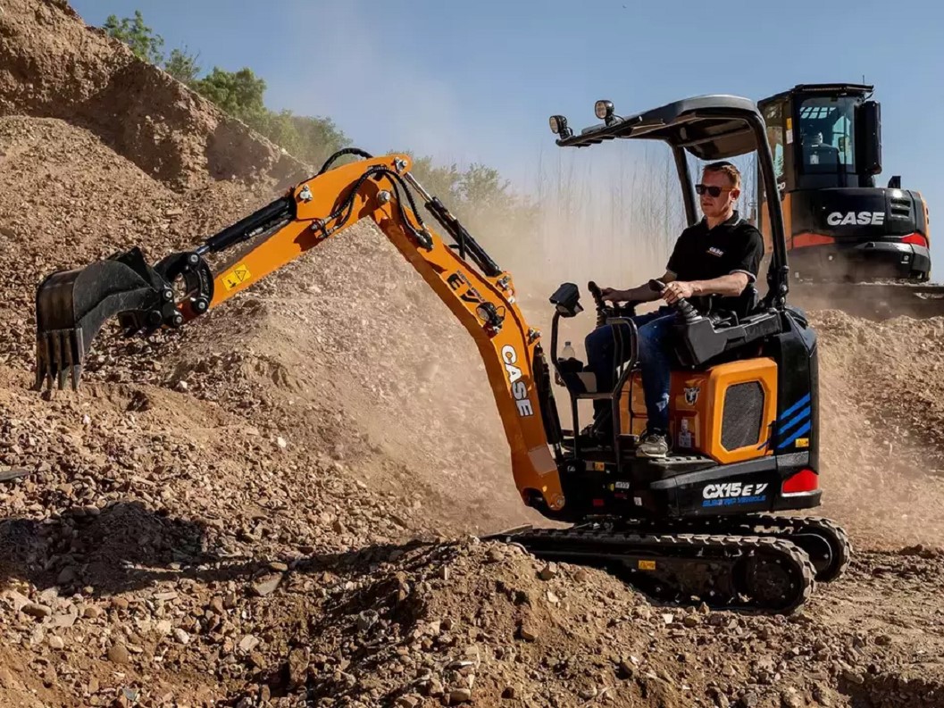miniexcavadora CX15EV