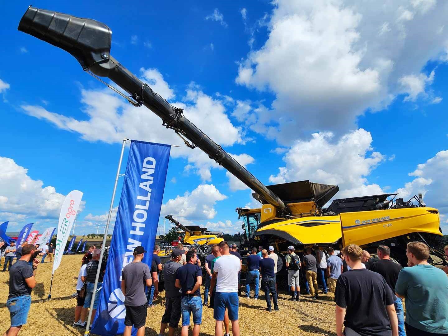 New Holland CR11 Demo Tour in Poland