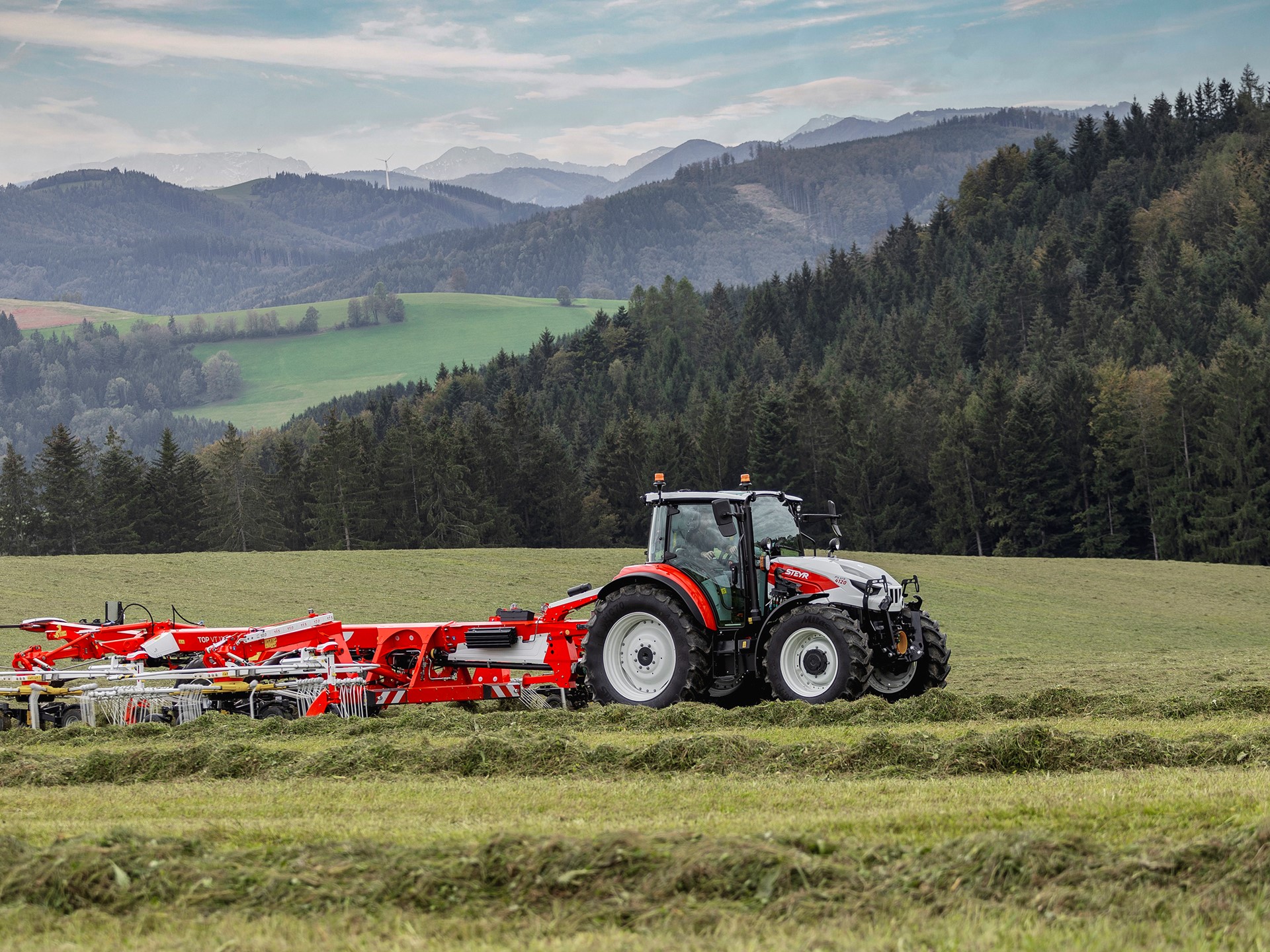 STEYR PLUS WINS BIO INTELLIGENT DESIGN AWARD