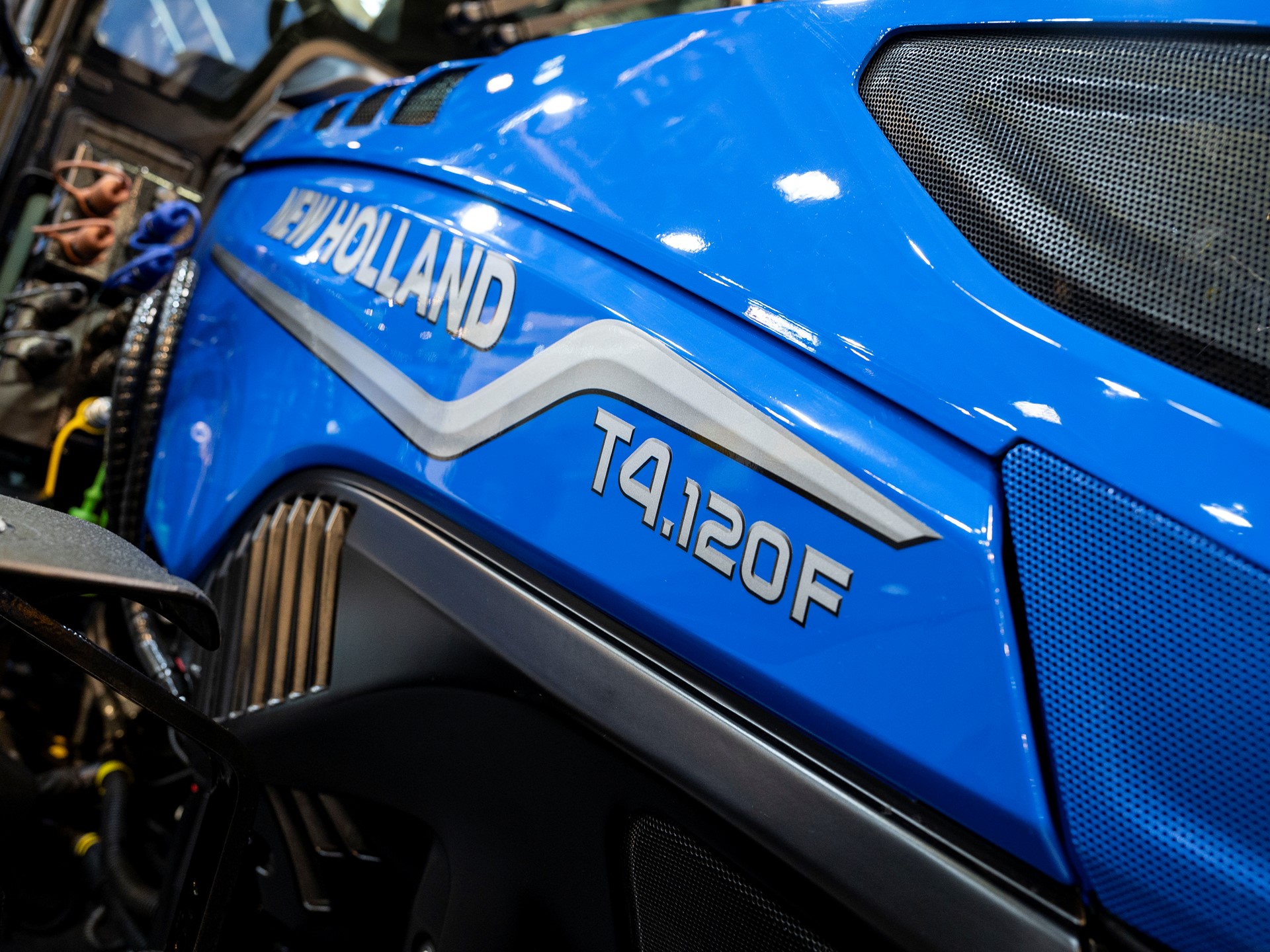 T4 Specialty tractors MY25