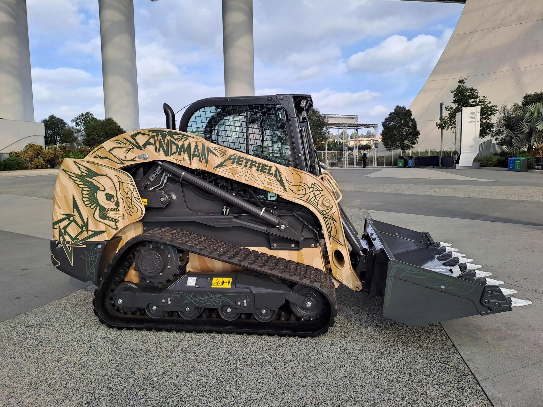 Special edition CASE compact track loader side view