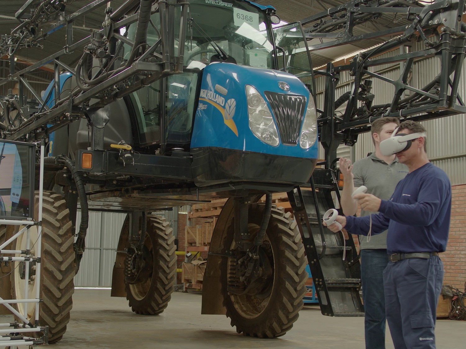 Operator training with VR headset